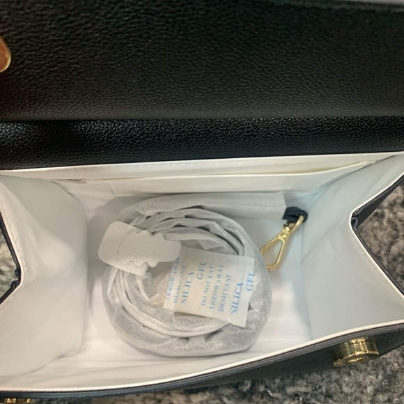 Modern Picnic Mini- chic alternative to the traditional lunchbox - Picture 5 of 7